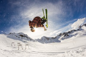 KAIYUN 中国大陆-中国足球联赛球员体能训练科学规划实施，中国足球体能训练的问题