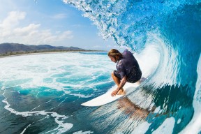 kaiyun网站-中超多支球队更换主帅体现管理层改革决心，中超几次换人