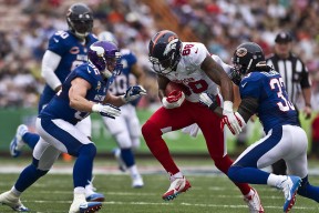 Kaiyun(中国)开云-李娜为基层教练员培训班授课，教练李楠简历