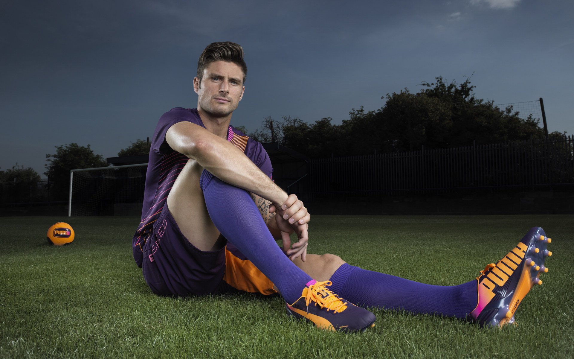 赛季前热身赛状态观察报告，赛前热身运动